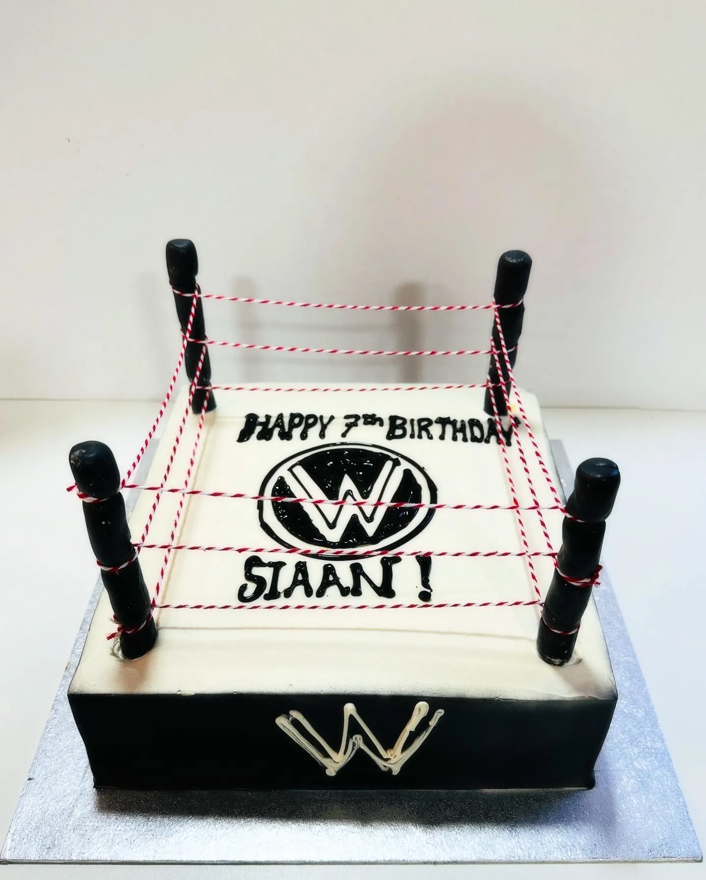 cake image of 10"/3.5"