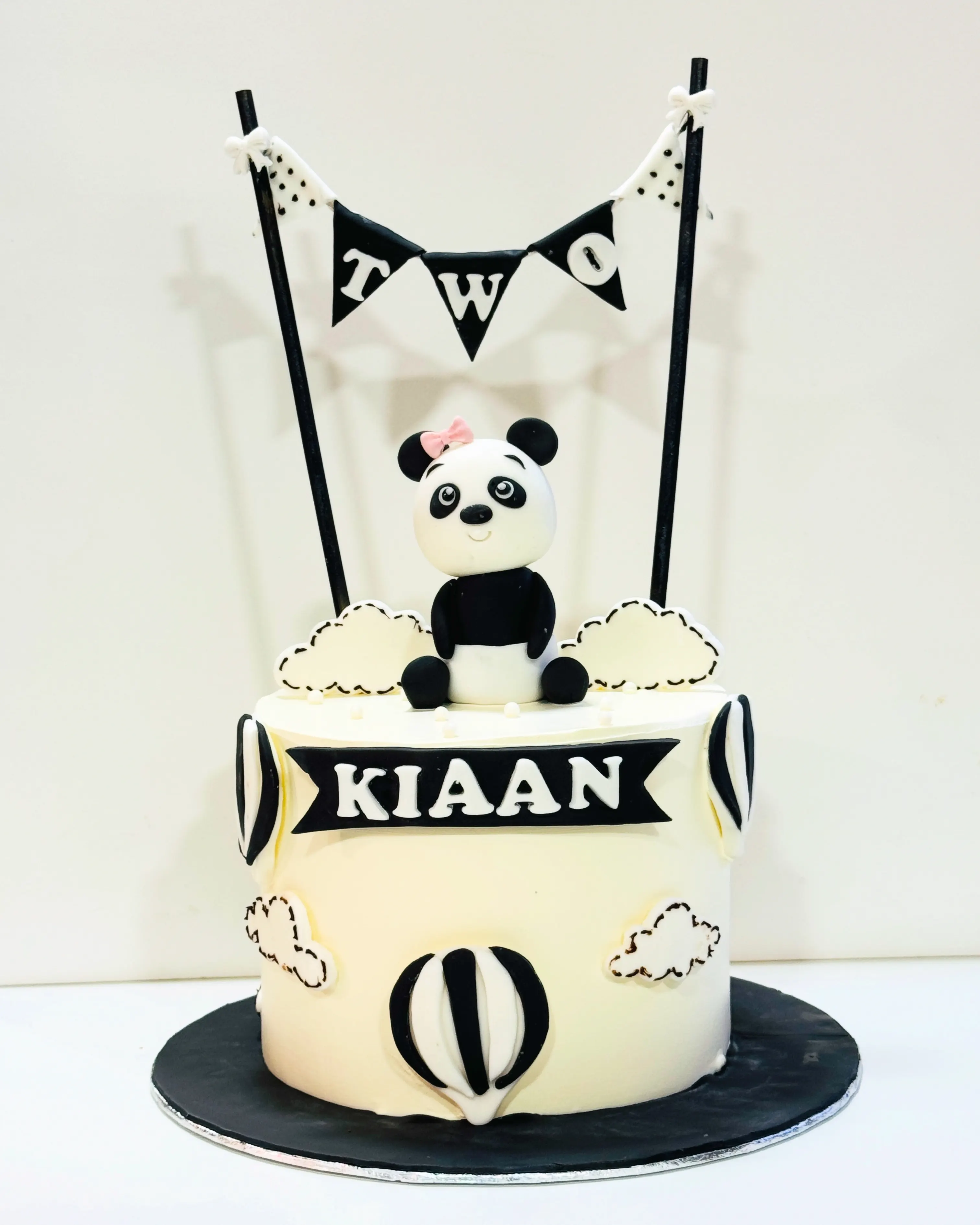 cake image of 6"/4" Fondant